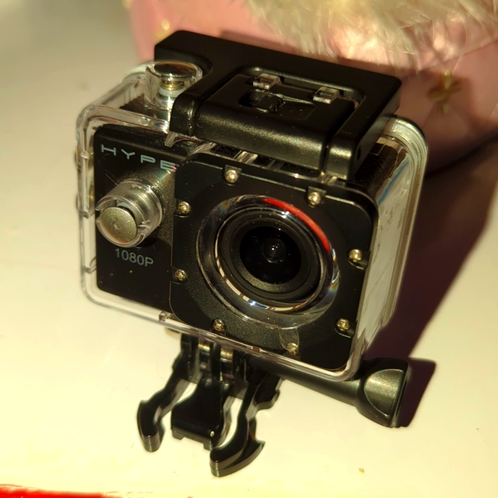 Underwater digital camera